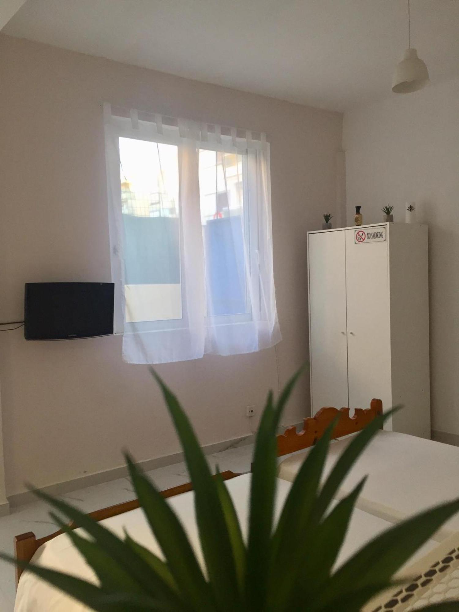 Lysandros Apartments In Athens, Near The Metro Esterno foto